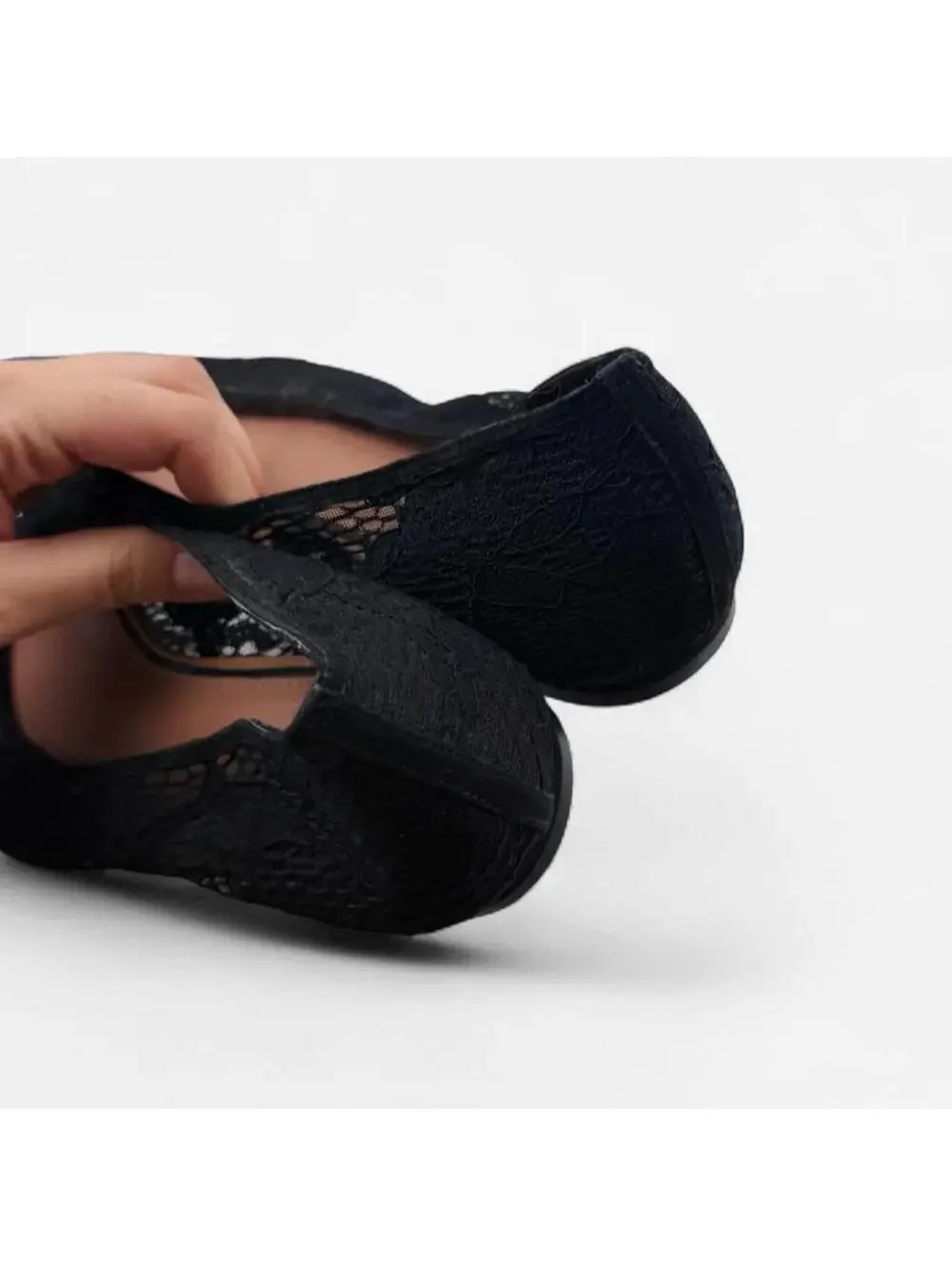 Zara Black Lace Pointed Toe Ballet Flats